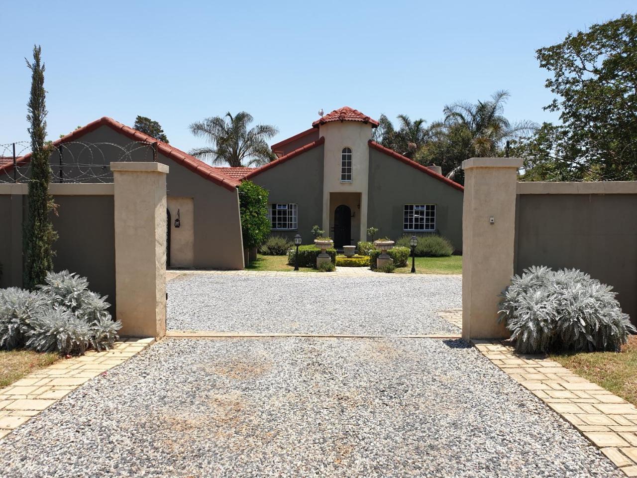 Nouveau Studios Pretoria-Noord Zewnętrze zdjęcie